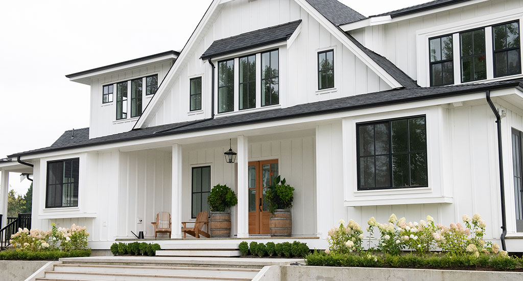 10 Exterior Home Features That Appeal Most to Homeowners | New Windows for America
