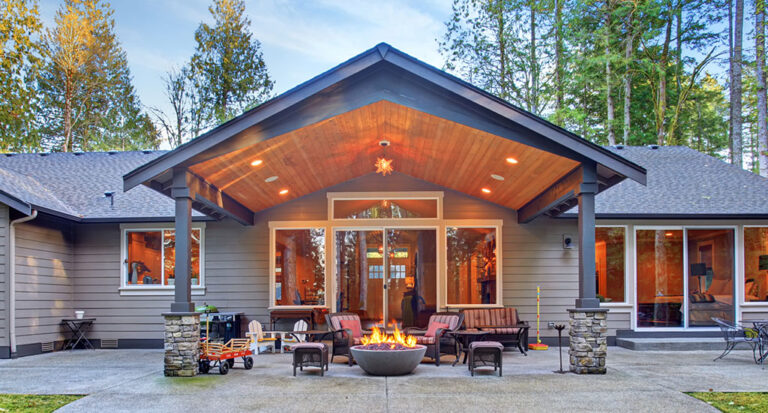 Choosing Between a Sliding Glass Door and French Patio Doors | New Windows for America