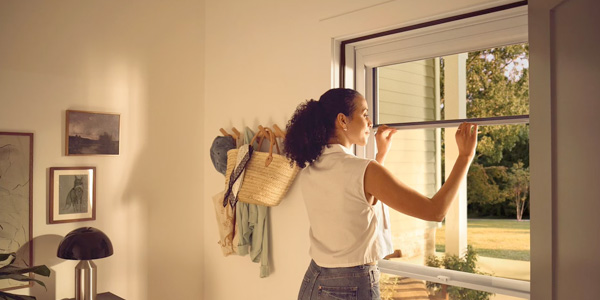 Larson retractable screen storm door